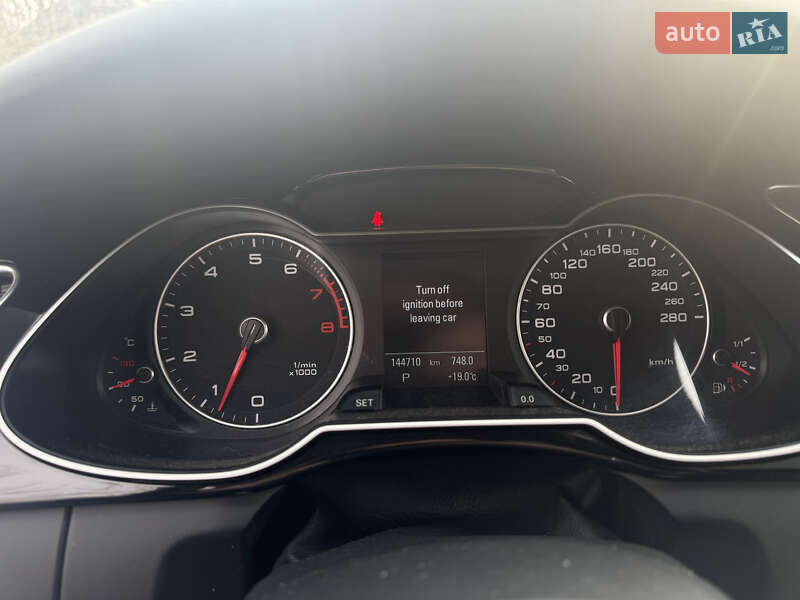 Седан Audi A4 2014 в Тернополі