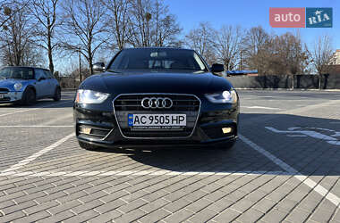 Седан Audi A4 2012 в 