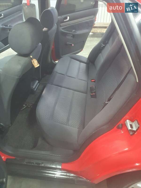 Седан Audi A4 1995 в Ровно фото 12 Седан Audi A4 1995 в Ровно