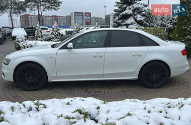 Седан Audi A4 2015 в 