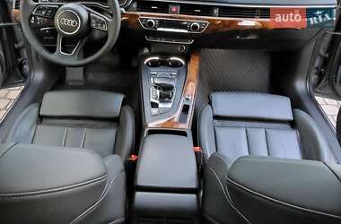 Седан Audi A4 2016 в 