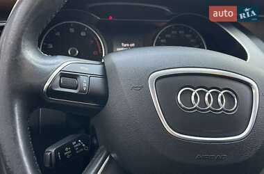 Седан Audi A4 2013 в 