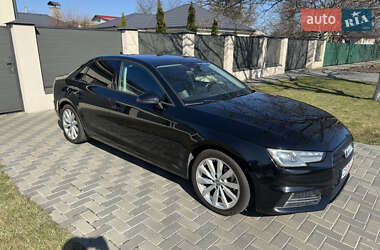 Седан Audi A4 2016 в 