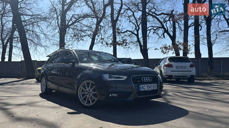 Audi A4 2014