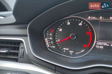 Универсал Audi A4 2018 в 