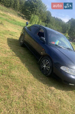 Седан Audi A4 1996 в 