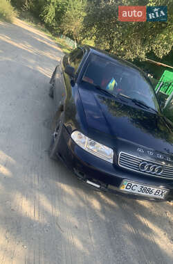 Седан Audi A4 1996 в 