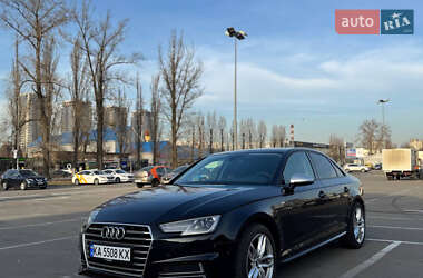 Седан Audi A4 2016 в 