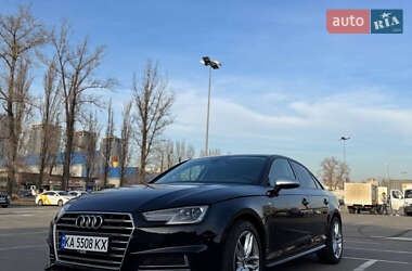 Седан Audi A4 2016 в 