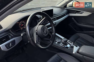 Седан Audi A4 2016 в 