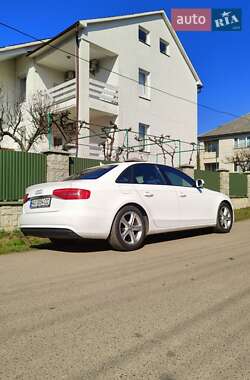 Седан Audi A4 2014 в 