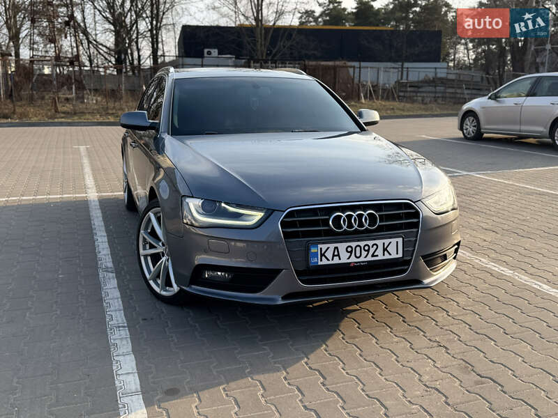 Універсал Audi A4 2013 в 