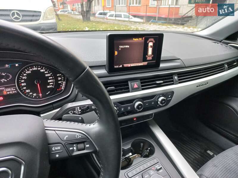 Универсал Audi A4 2019 в Тернополе