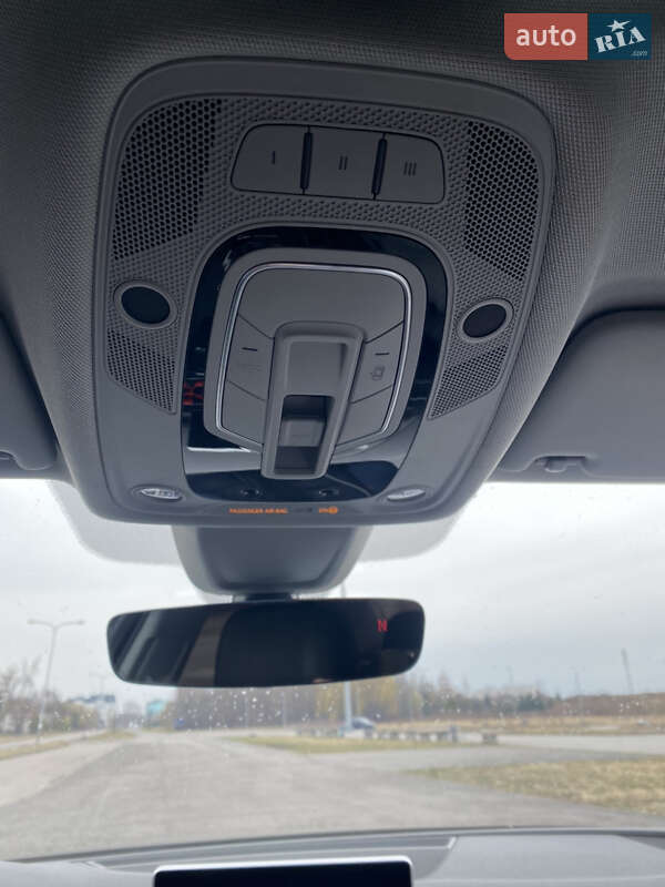 Седан Audi A4 2016 в Львове