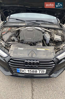 Седан Audi A4 2016 в Львове
