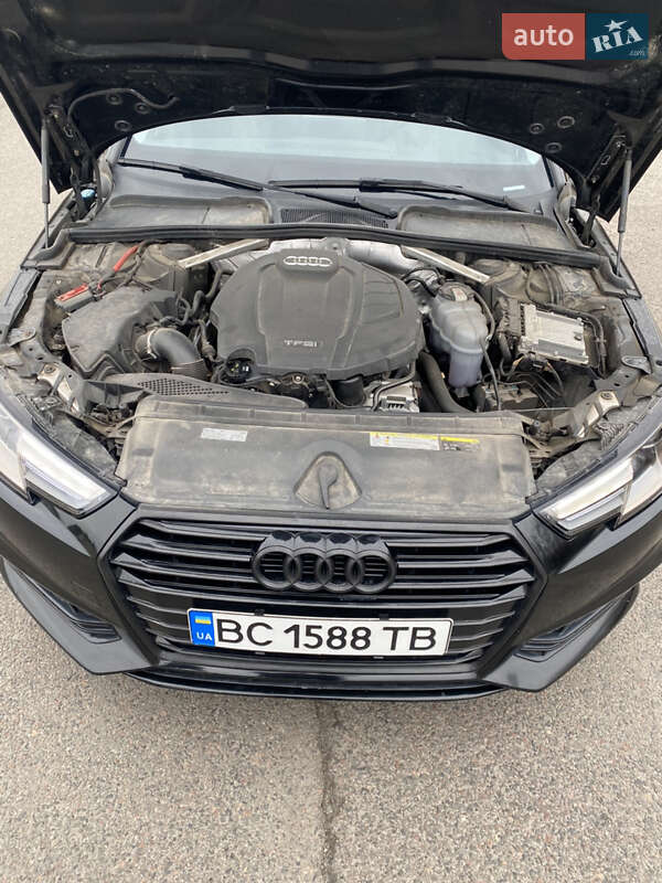 Седан Audi A4 2016 в Львове