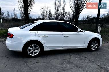 Седан Audi A4 2009 в 