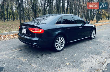 Седан Audi A4 2014 в 