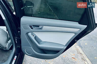 Седан Audi A4 2014 в 