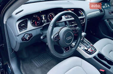 Седан Audi A4 2014 в 