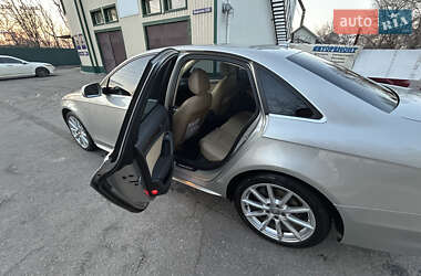 Седан Audi A4 2015 в 