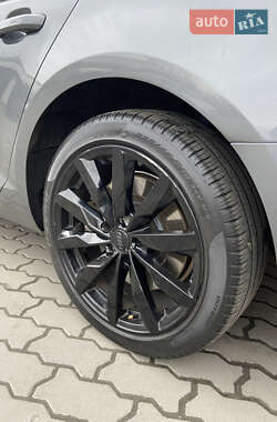 Седан Audi A4 2016 в 