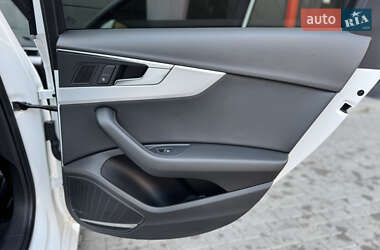 Седан Audi A4 2015 в 