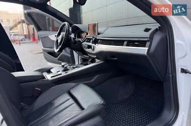Седан Audi A4 2015 в 