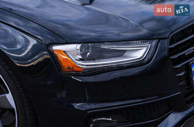 Седан Audi A4 2015 в 