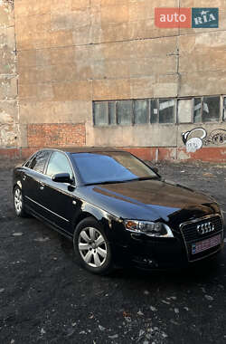 Седан Audi A4 2004 в Луцке