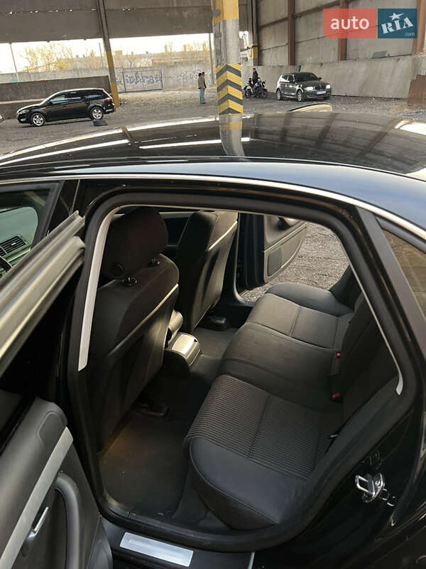 Седан Audi A4 2005 в Луцке фото 25 Седан Audi A4 2005 в Луцке