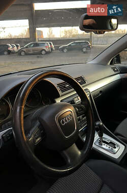 Седан Audi A4 2004 в Луцке