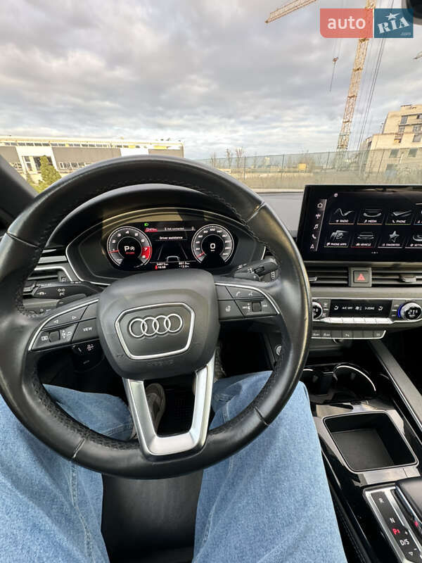 Седан Audi A4 2021 в Харькове