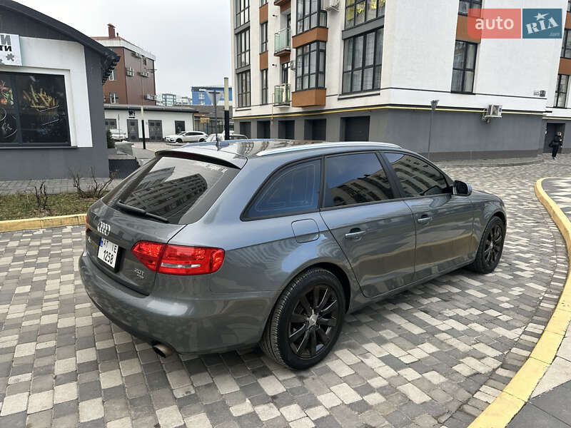Универсал Audi A4 2011 в Ивано-Франковске