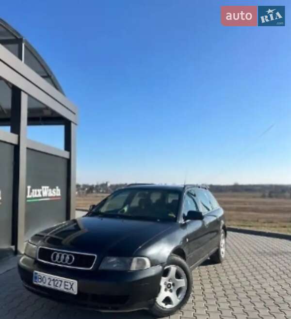 Универсал Audi A4 1998 в 