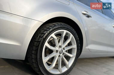 Седан Audi A4 2019 в 