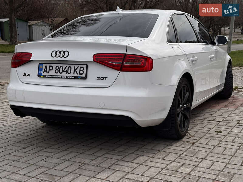 Седан Audi A4 2012 в Запорожье
