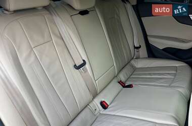 Седан Audi A4 2016 в 