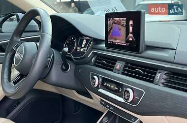 Седан Audi A4 2016 в 