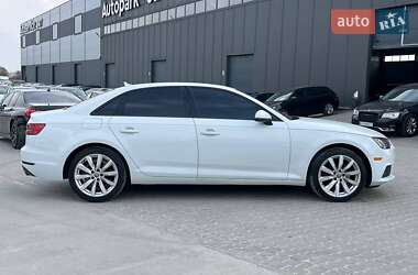 Седан Audi A4 2016 в 