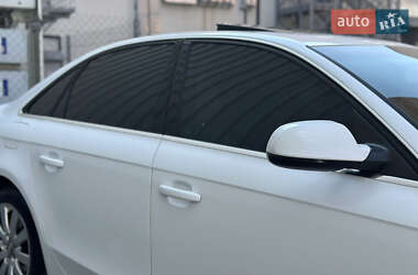 Седан Audi A4 2009 в 