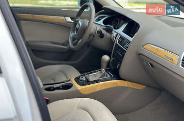 Седан Audi A4 2009 в 