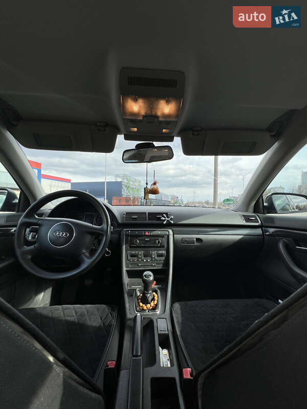 Седан Audi A4 2002 в Чернигове