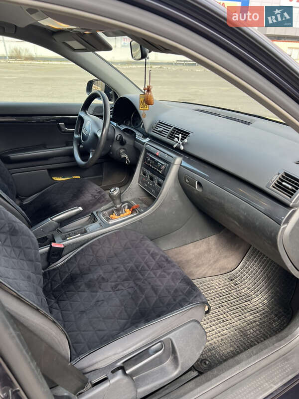 Седан Audi A4 2002 в Чернигове
