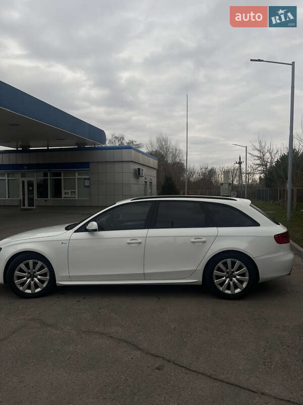 Універсал Audi A4 2011 в Самборі