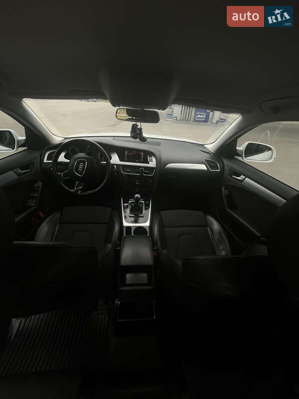 Універсал Audi A4 2011 в Самборі