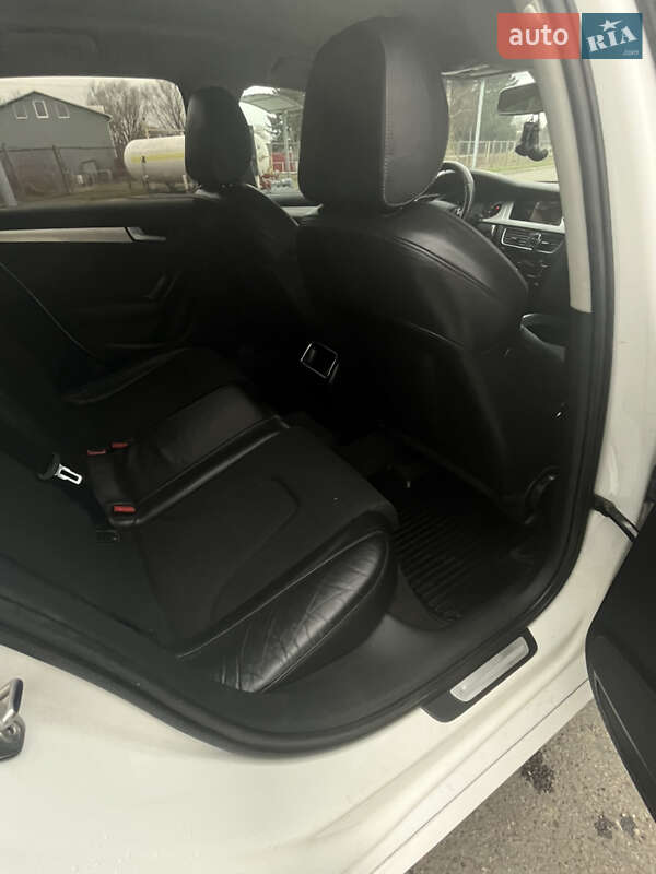 Універсал Audi A4 2011 в Самборі