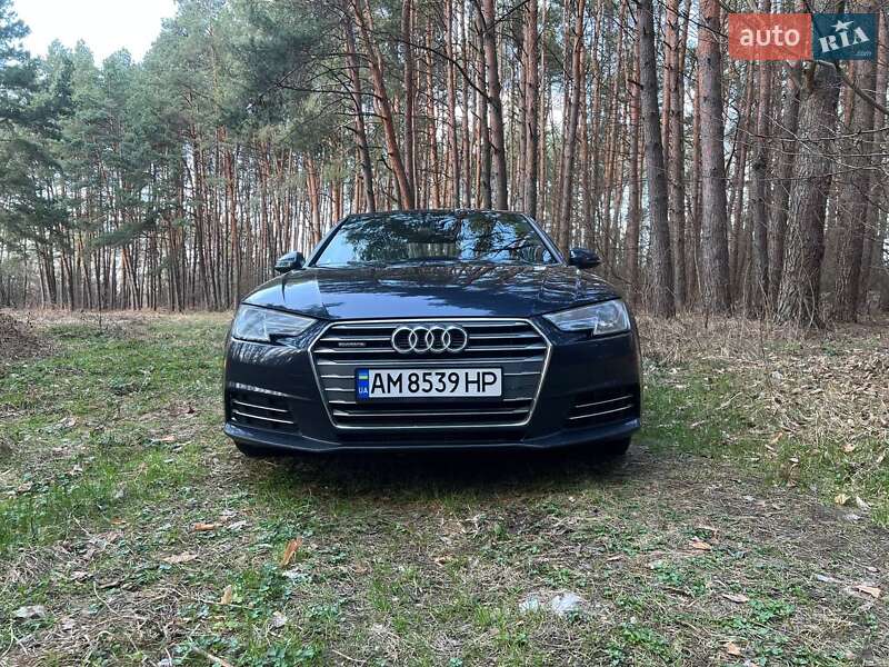 Седан Audi A4 2017 в Звягеле