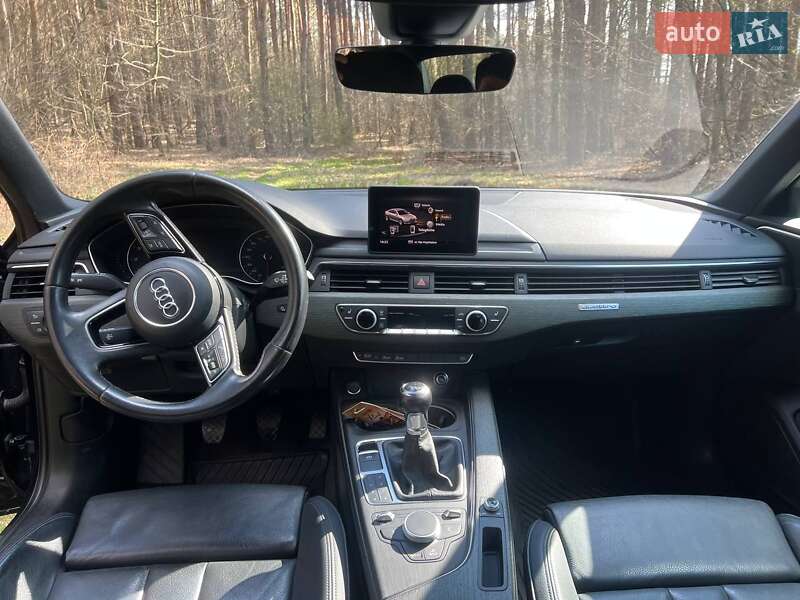 Седан Audi A4 2017 в Звягеле