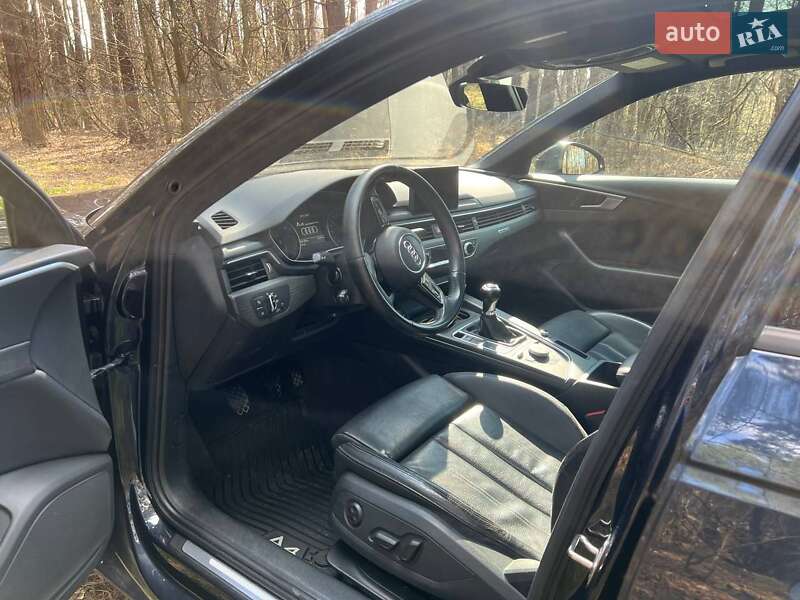 Седан Audi A4 2017 в Звягеле